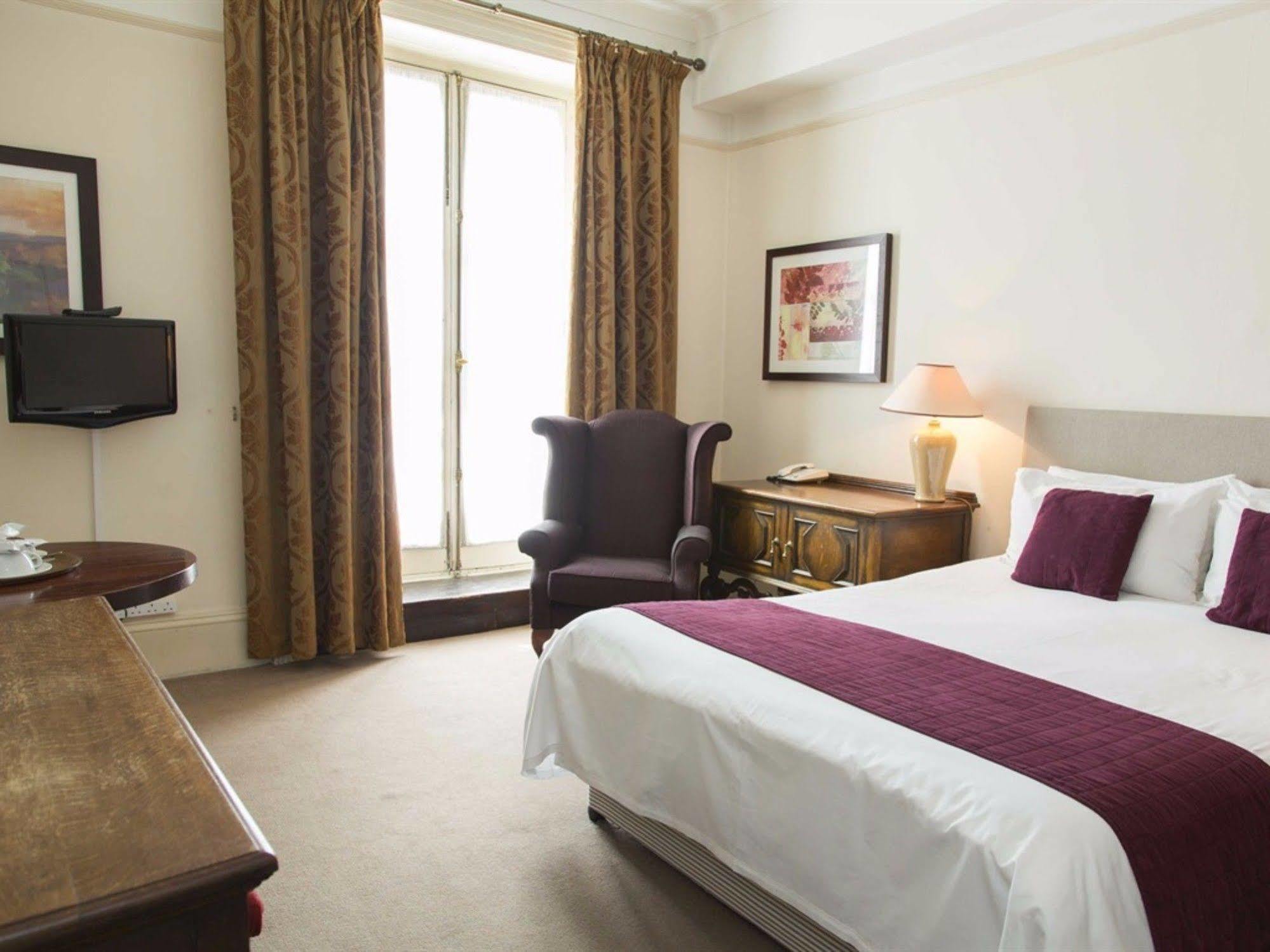 Bed & Breakfast George 4*